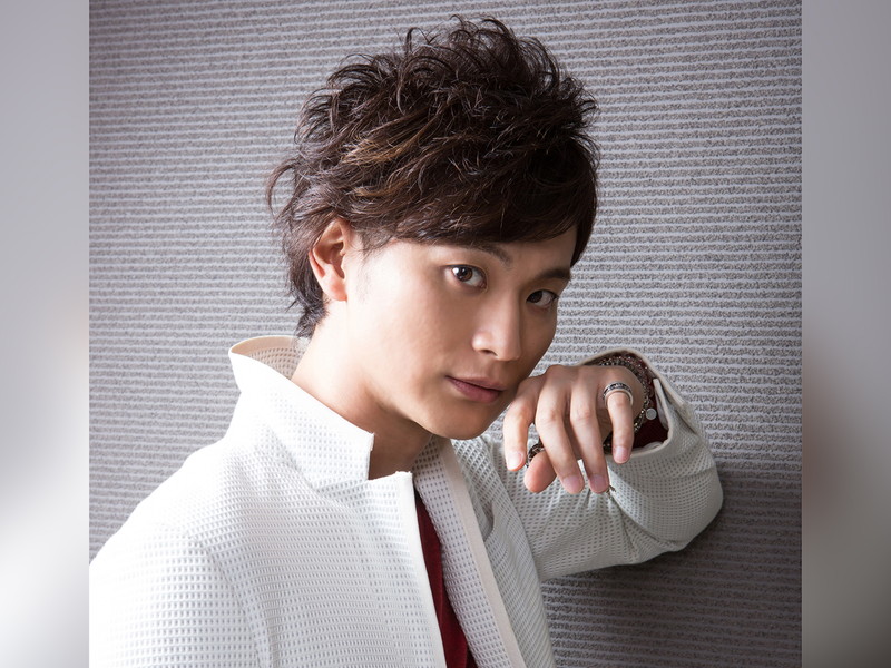 日野 真一郎 (LE VELVETS)