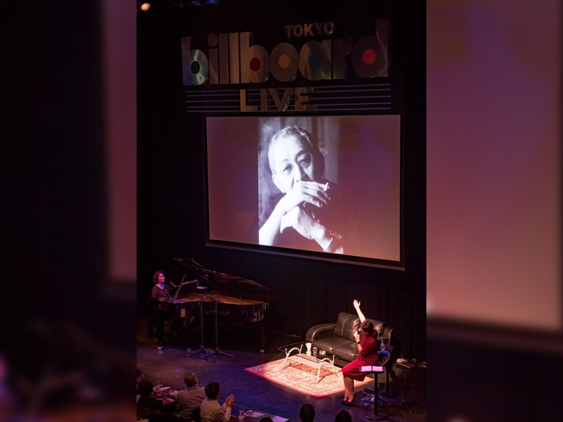 浜田真理子(唄・ピアノ)×小泉今日子(朗読)