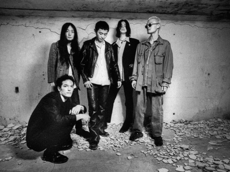 踊ってばかりの国